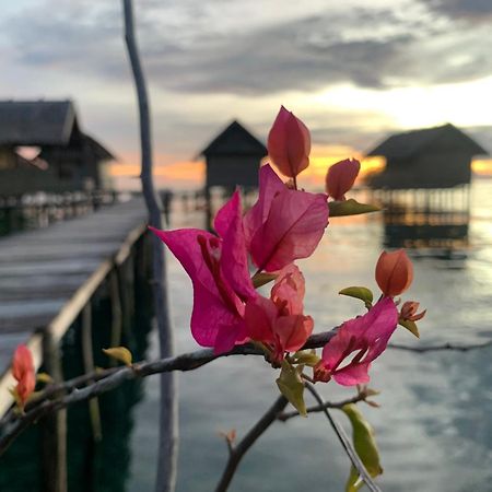Nyanse Homestay - Raja Ampat Besir Екстер'єр фото