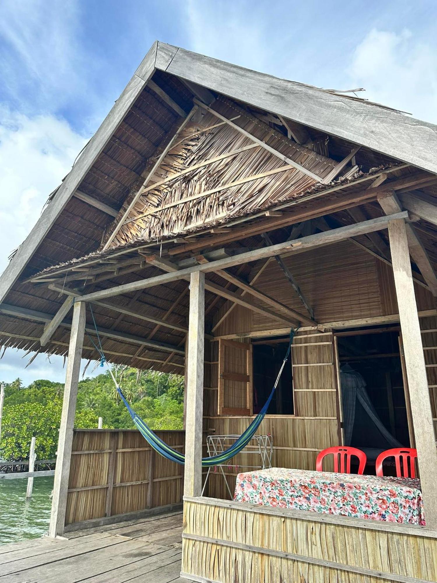Nyanse Homestay - Raja Ampat Besir Екстер'єр фото